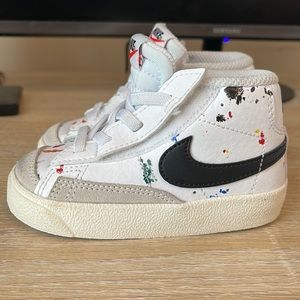 Toddler Nike Blazer size 6c